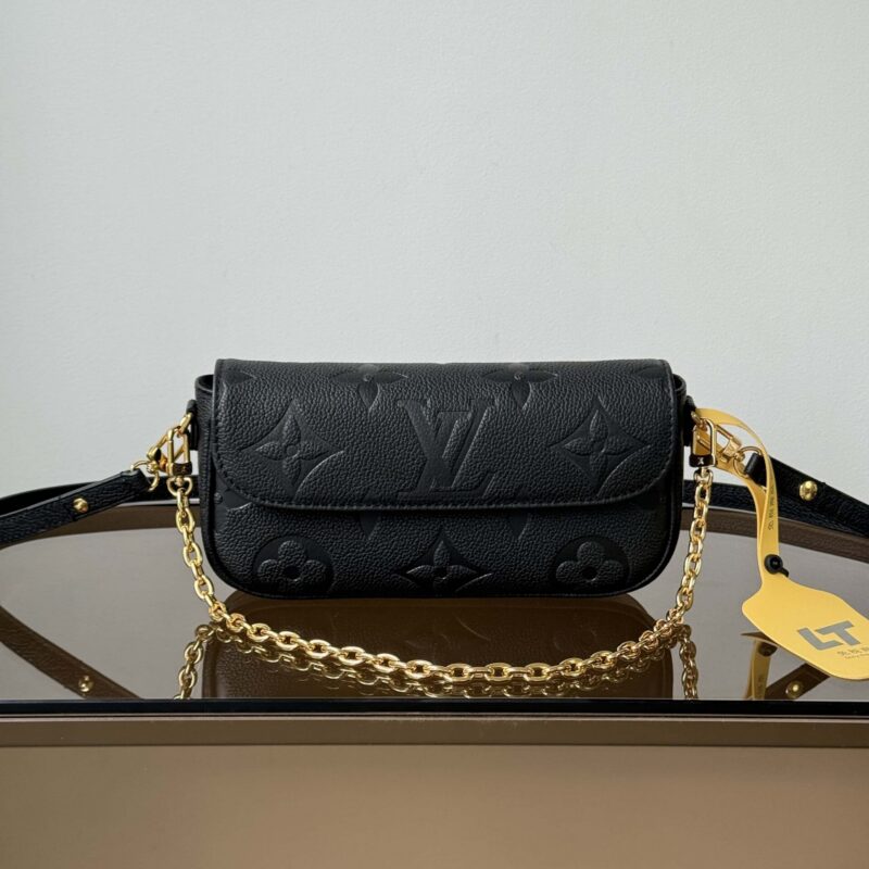 【特级原厂】 Wallet ON Chain IVY手袋👜 型号: M82154黑色压花 动态芯片版