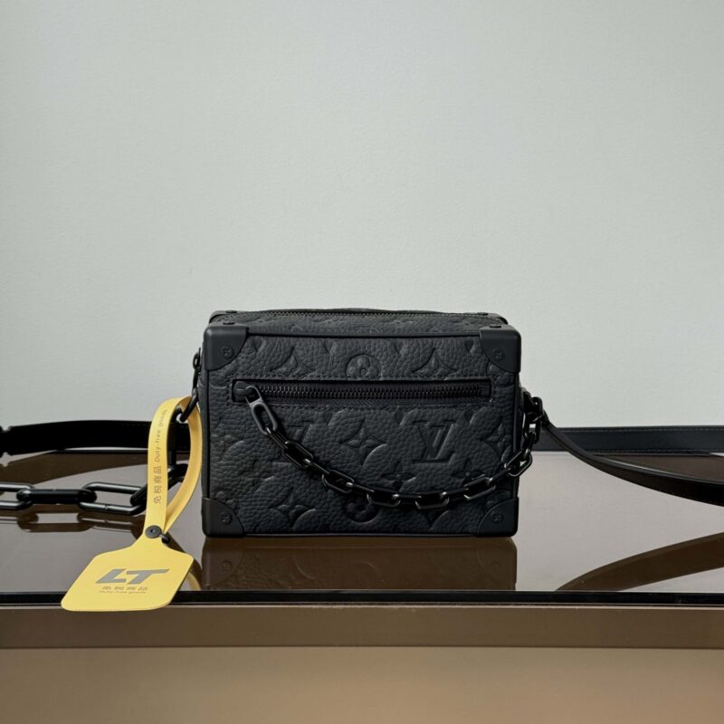【特级原厂】Soft trunk 手袋👜  型号: M55702黑色压花 动态芯片版
