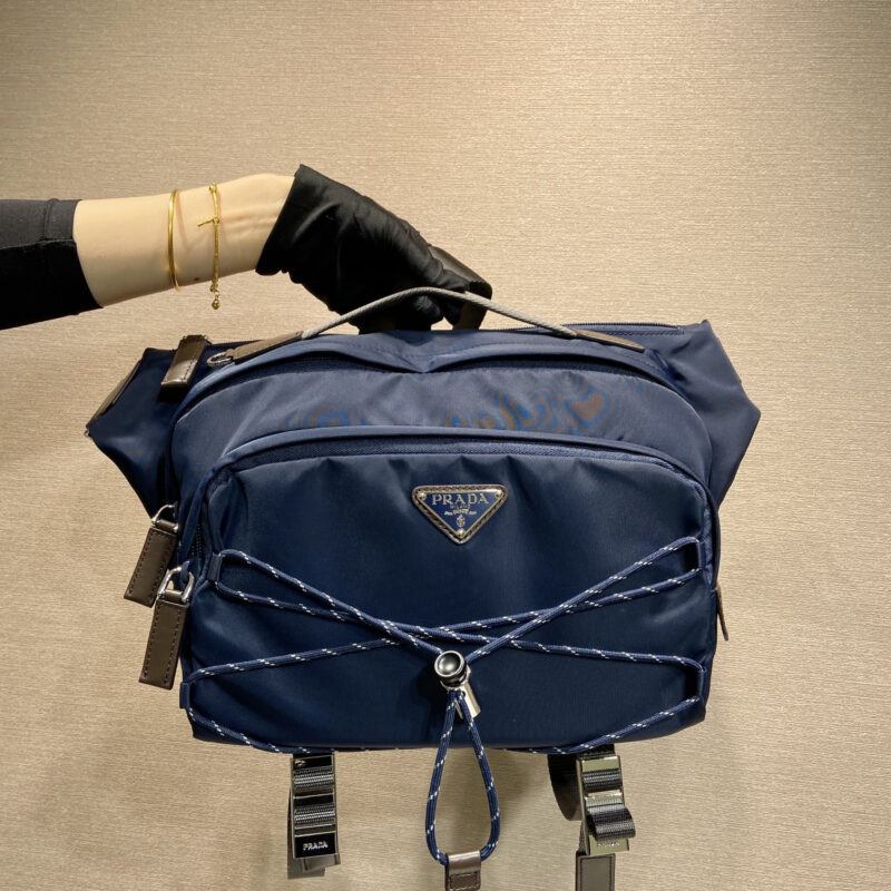 PRADA🎉新品邮差包🎉2VH201🎉🎉蓝色