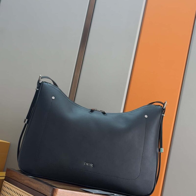 大号 Dior Slider 拉链水饺包  黑色光滑牛皮革 编号: 1LEHO066URB_H00N