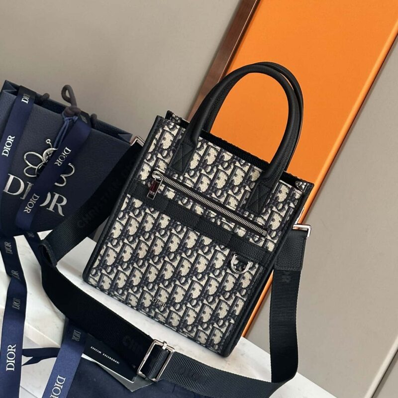 迪奥(顶级原单)Dior♈️SAFARI NORTH-SOUTH 小号手袋