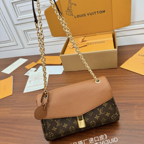LV M27065私品(163动态UID )