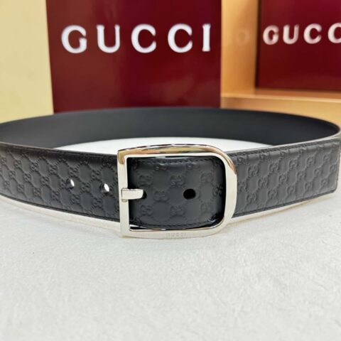 Gucci古驰GG牛皮印花针扣腰带