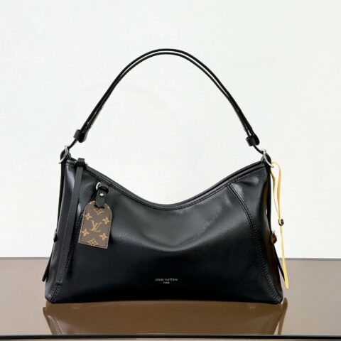 【特级原厂】 CarryAll East West 手袋👜 型号: M28160黑色 动态芯片版