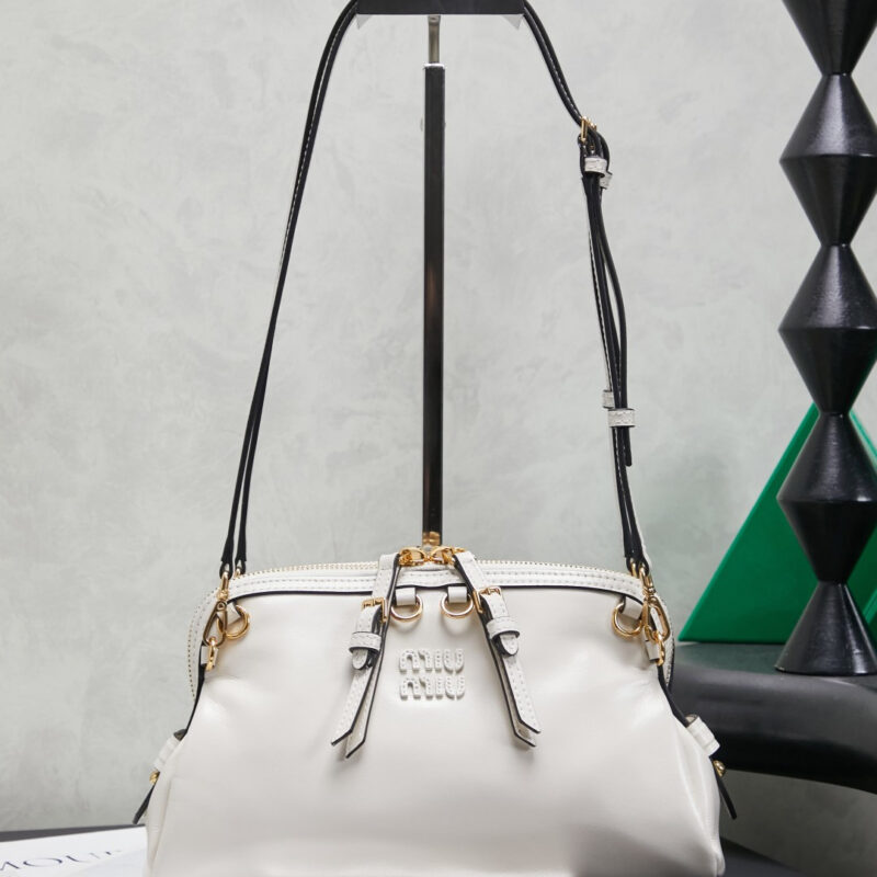 miumiu 5BF131