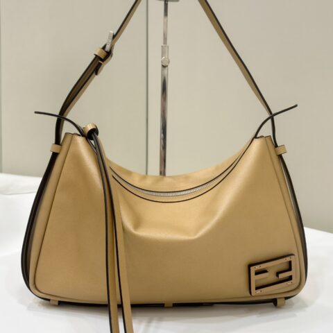 FENDI 新品Simply💓 款号8662AL