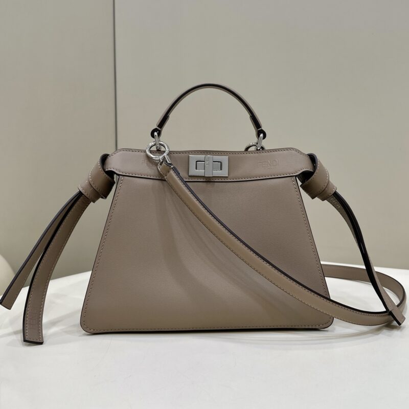 FENDI 𝐏𝐄𝐄𝐊𝐀𝐁𝐎𝐎 𝐈 𝐒𝐄𝐄 𝐔 小号手袋 款号80132