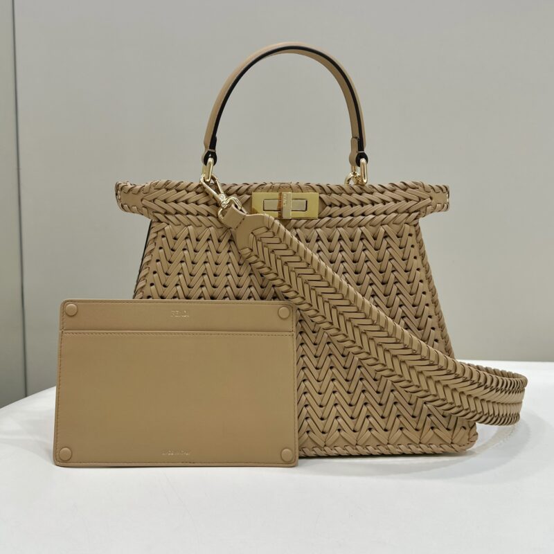 FENDI Peekaboo ISeeU全新系列全皮编织款 款号80138卡其