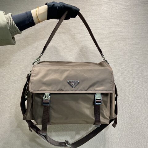 PRADA  新品邮包 2VD082赭褐色