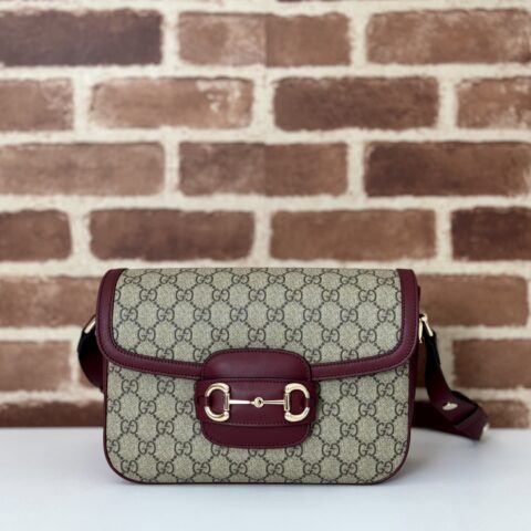 GUCCI 专柜品质，顶级原单货，实物实拍！款号815178啡pvc酒红