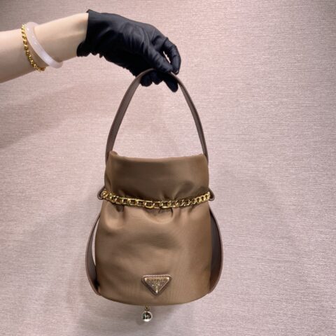 PRADA 1BE088发财小水桶