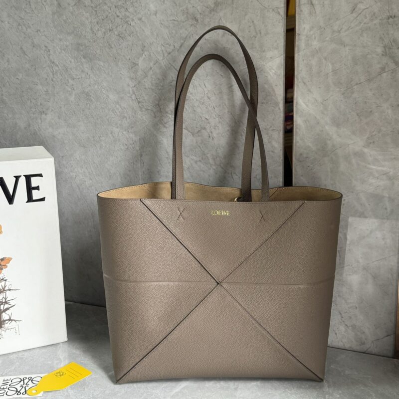 LOEWE 全新尺寸puzzle fold 系列可折叠托特包 0697