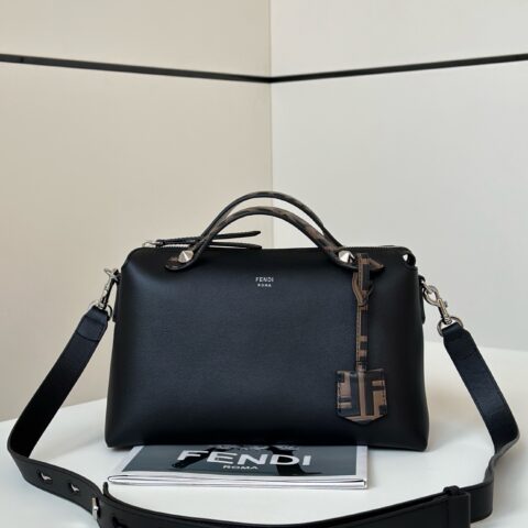 FENDI 1150S克 柔软小牛皮波士顿手提包