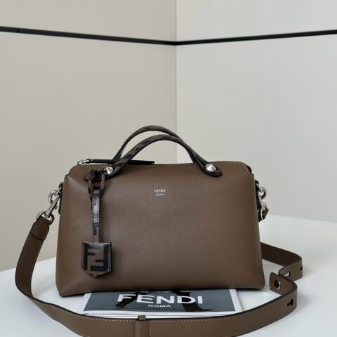 FENDI  1150S 柔软小牛皮波士顿手提包