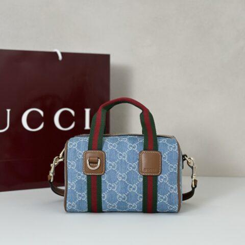 GUCCI 专柜品质，顶级原单货，实物实拍！款号859975浅蓝牛仔布