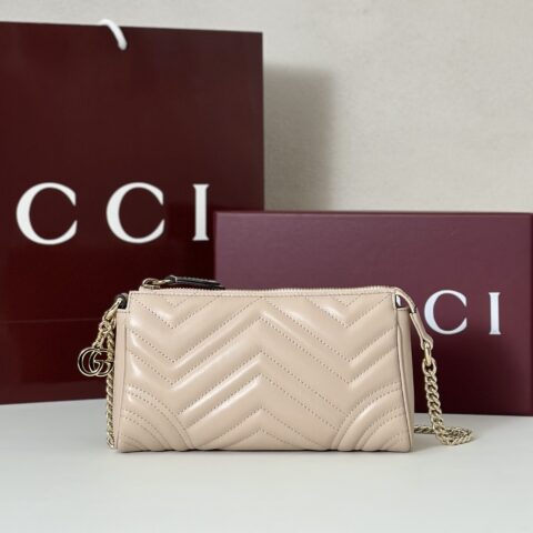 GUCCI 专柜品质，顶级原单货，实物实拍！款号847589新浅粉