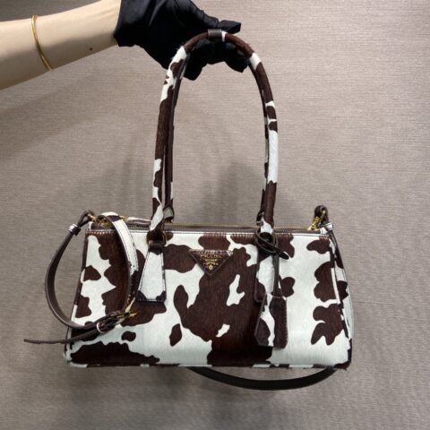 PRADA 新品 1BA457马毛