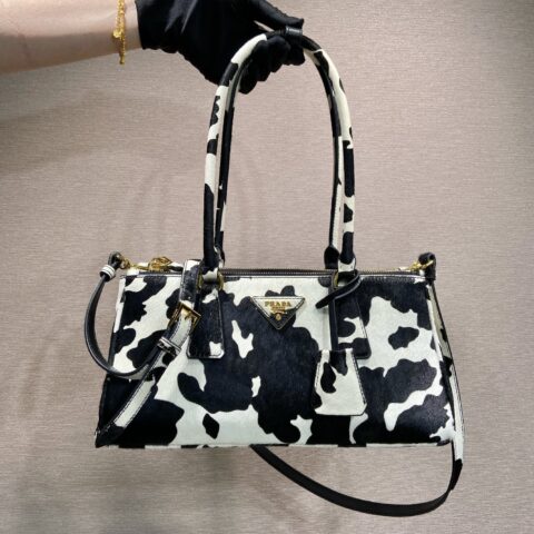 PRADA 新品 1BA457马毛