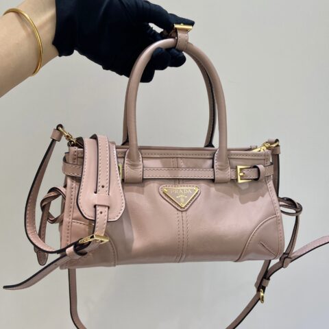 PRADA Softlux油腊皮 1BA486迷你号