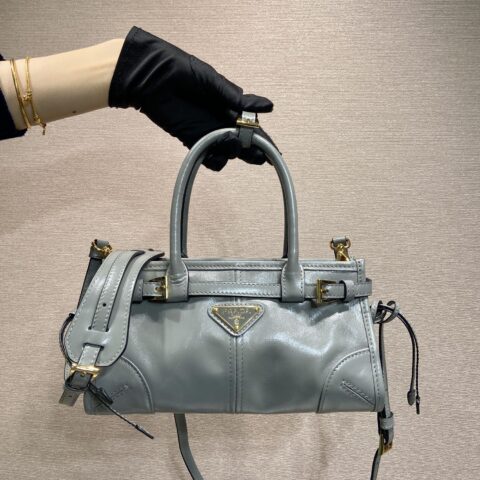 PRADA Softlux油腊皮 1BA486迷你号