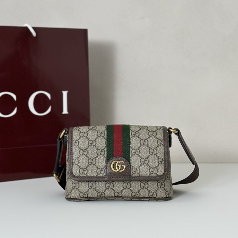 GUCCI  专柜品质，顶级原单货，实物实拍！款号838599啡胶