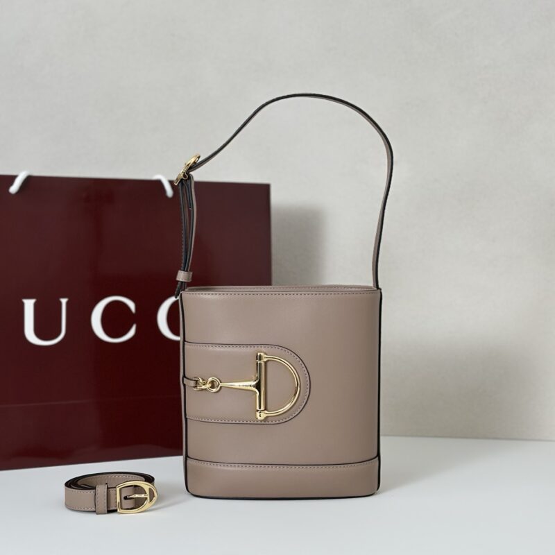 GUCCI 专柜品质，顶级原单货，实物实拍！款号833665灰米色