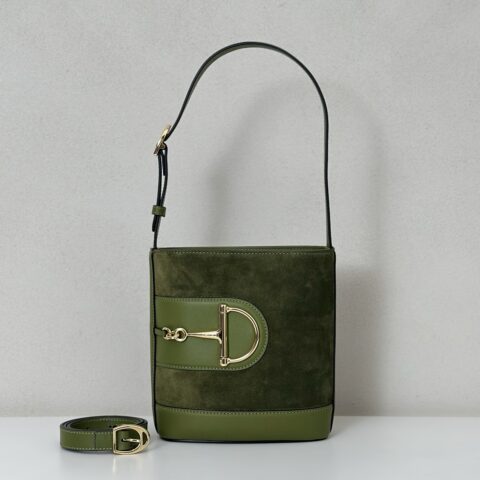 GUCCI 专柜品质，顶级原单货，实物实拍！款号833665绿色绒布