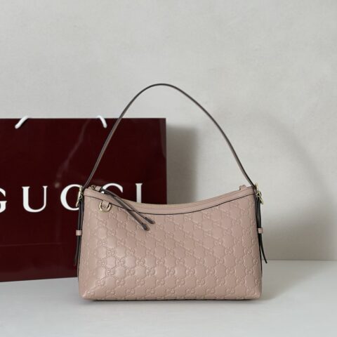 GUCCI 专柜品质，顶级原单货，实物实拍！款号847449杏粉压花