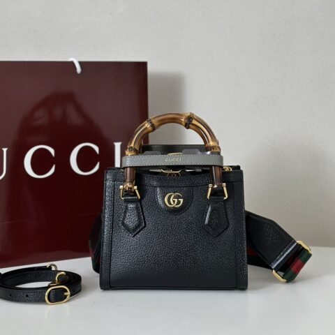 GUCCI 专柜品质，顶级原单货，实物实拍！702732克色