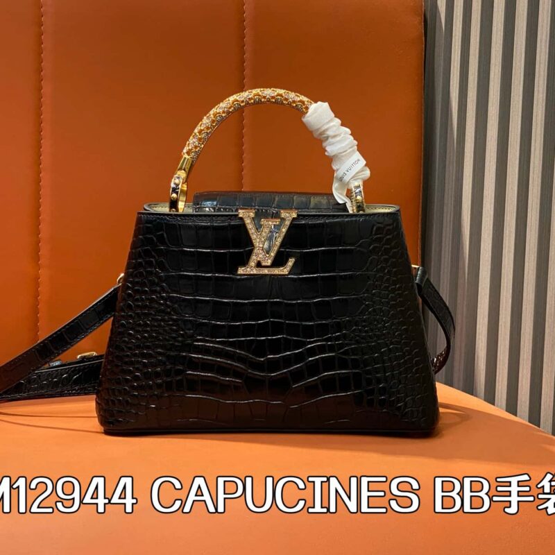 【原单精品】M12944黑色鳄鱼纹 钻手腕 全皮cap那英款 CAPUCINES BB手袋
