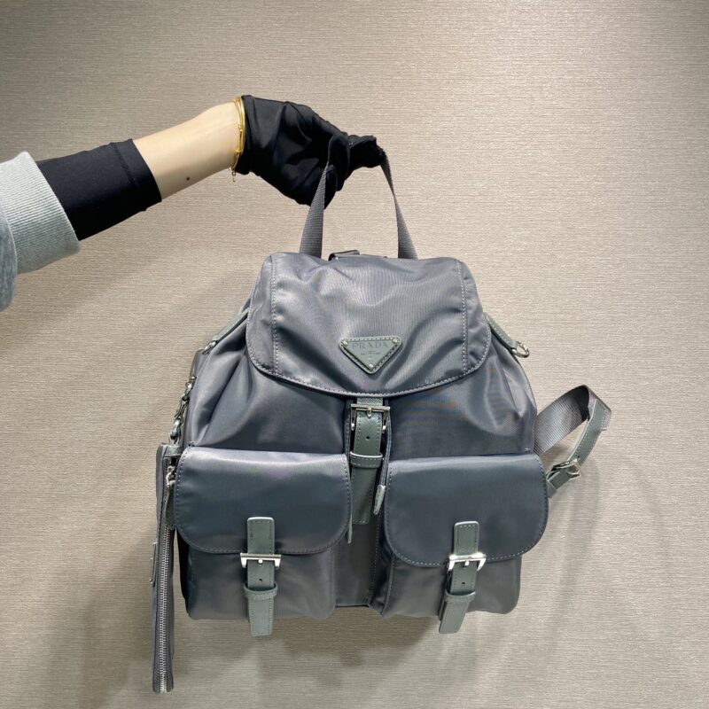 PRADA 新款背包 1BZ811