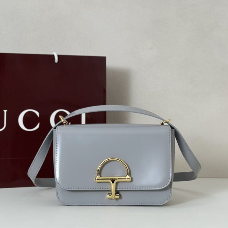 GUCCI  专柜品质，顶级原单货，实物实拍！款号846705浅灰光皮