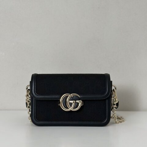 GUCCI 专柜品质，顶级原单货，实物实拍！826761克色/帆布