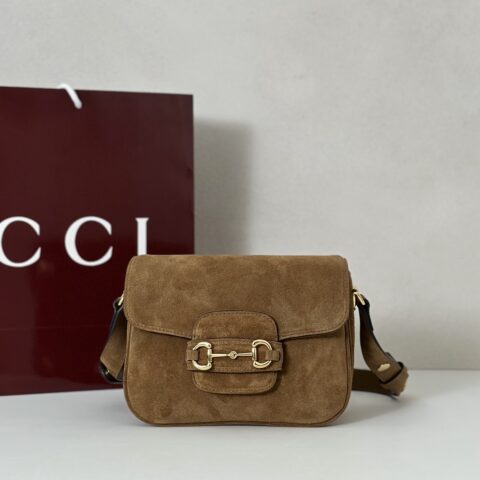 GUCCI 专柜品质，顶级原单货，实物实拍！款号847064棕反绒