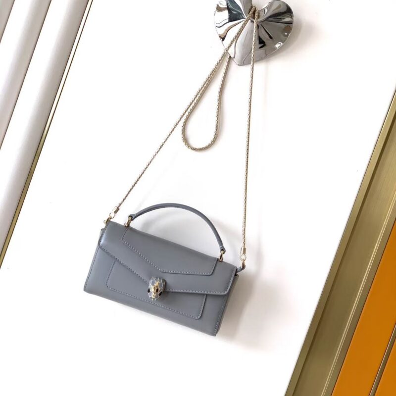 BVLGARI Serpenti Forever系列手机包 294239