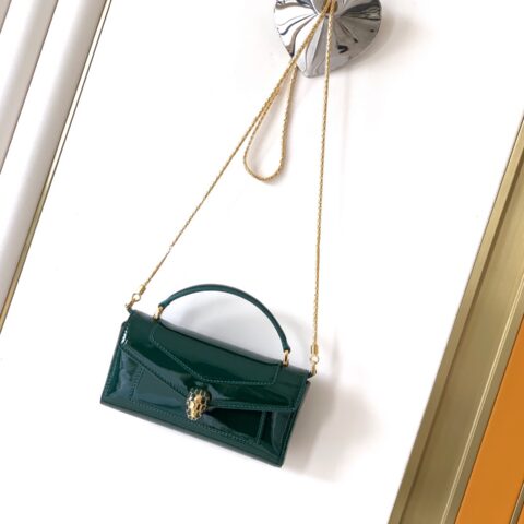 BVLGARI Serpenti Forever系列手机包 294239