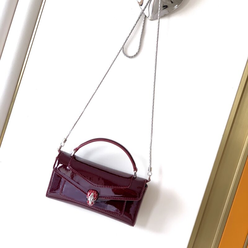 BVLGARI Serpenti Forever系列手机包 294239