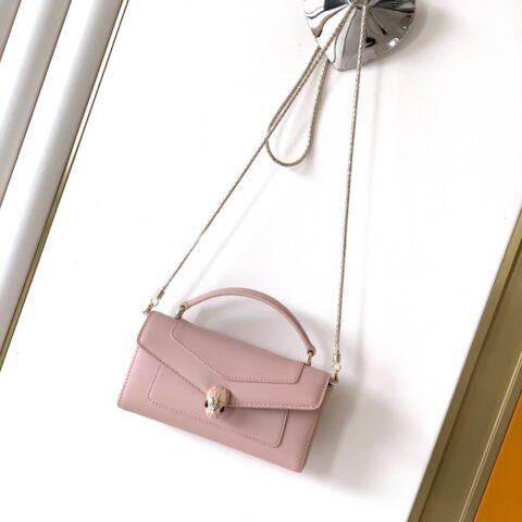 BVLGARI Serpenti Forever系列手机包 294239