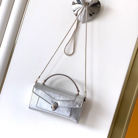 BVLGARI Serpenti Forever系列手机包 294239