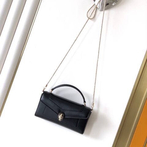 BVLGARI Serpenti Forever系列手机包 294239