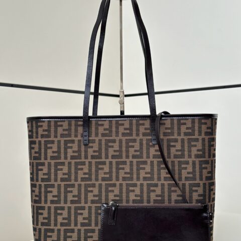 FENDI 双F老花手提单肩TOTE包 | 购物包 款号8338