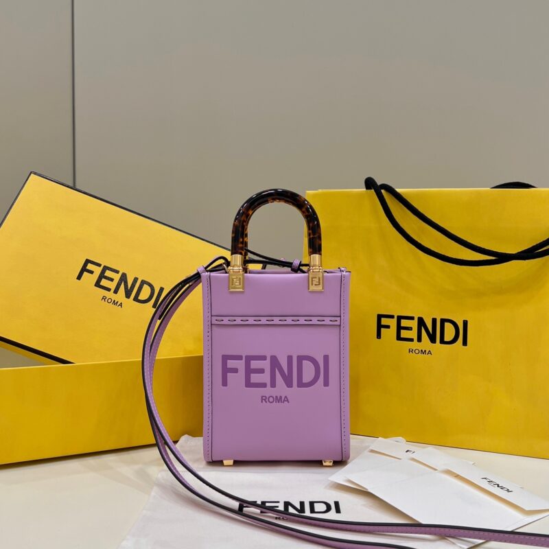 FENDI 质量不负众望的爆款小包 款号:8376紫