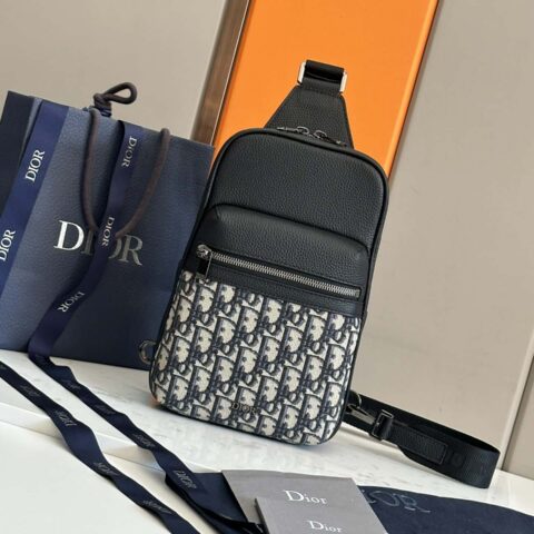 DIOR 迪奥 Rider2.0腰包 型号：93915蓝布 黑布