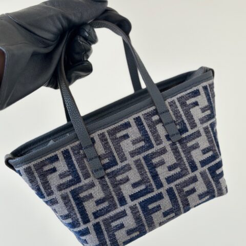 FENDI 新品 mini roll 款号8655