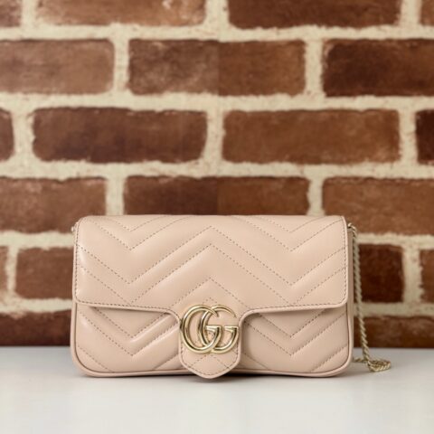 GUCCI 专柜品质，顶级原单货，实物实拍！款号751526新浅粉配灰褐
