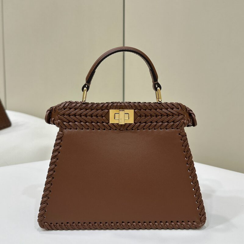 FENDI Peekaboo ISeeU全新系列全皮编织款 款号80138s焦糖