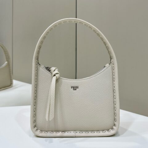 FENDI 新品迷你腋下包 款号:80165