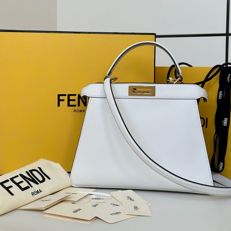 FENDI PEEKABOO I See U 款号70193白色