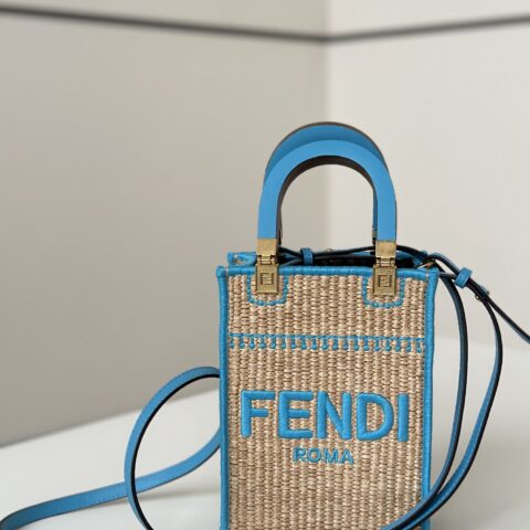FENDI New Look 迷你小方包 款号:8376B 杏/兰