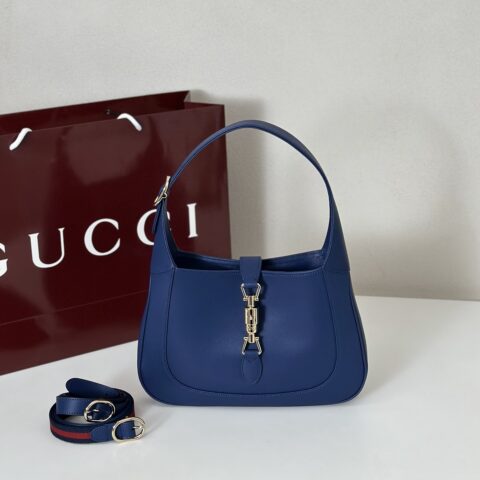 GUCCI 专柜品质，顶级原单货，实物实拍！款号810232深蓝平纹